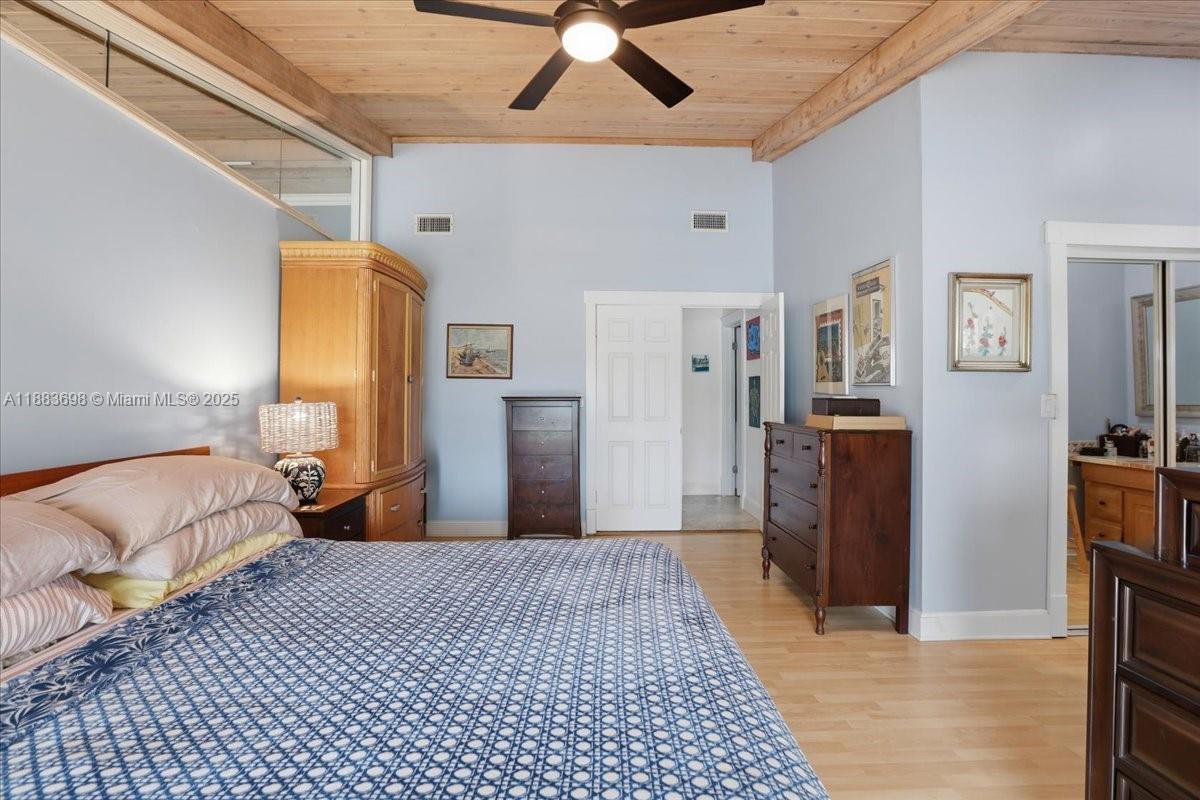 DAVIDE ISLES - Residential