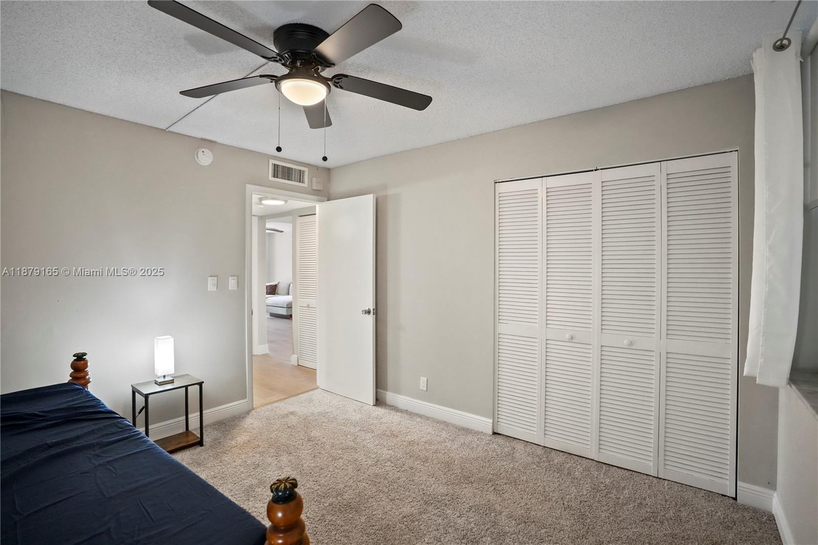 ISLAND CLUB ONE CONDO - Residential