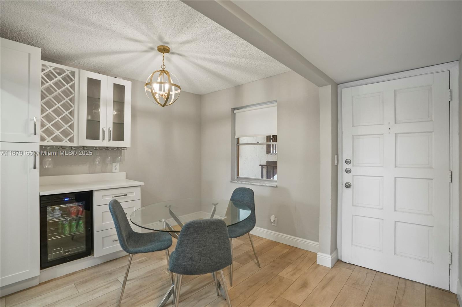 ISLAND CLUB ONE CONDO - Residential