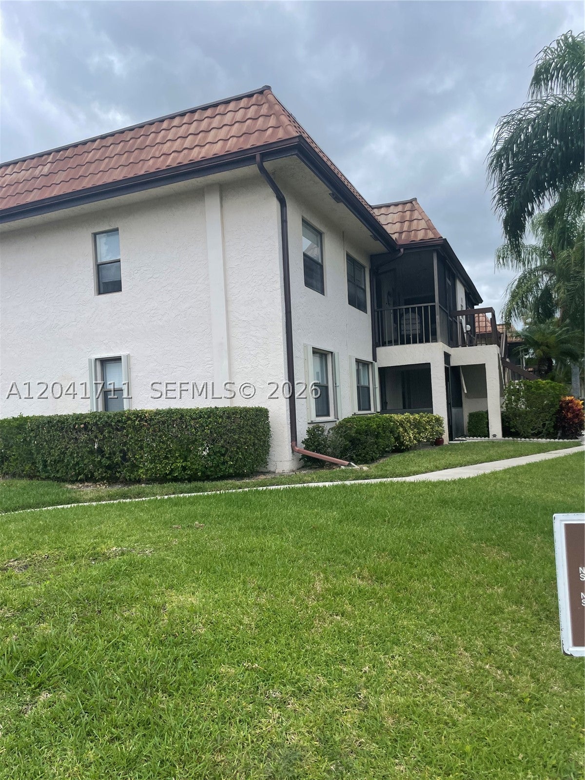 7250 Golf Colony Ct 102, Lake Worth FL 33467