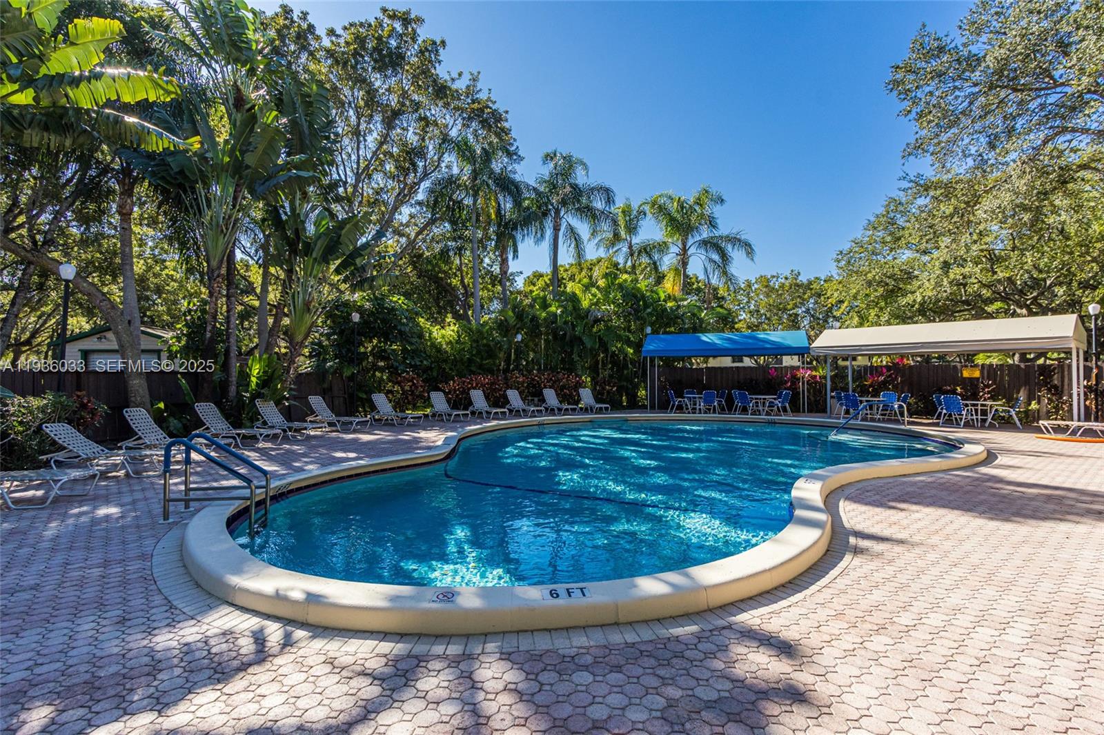 BAYWOOD VILLAGE III-B - Residential