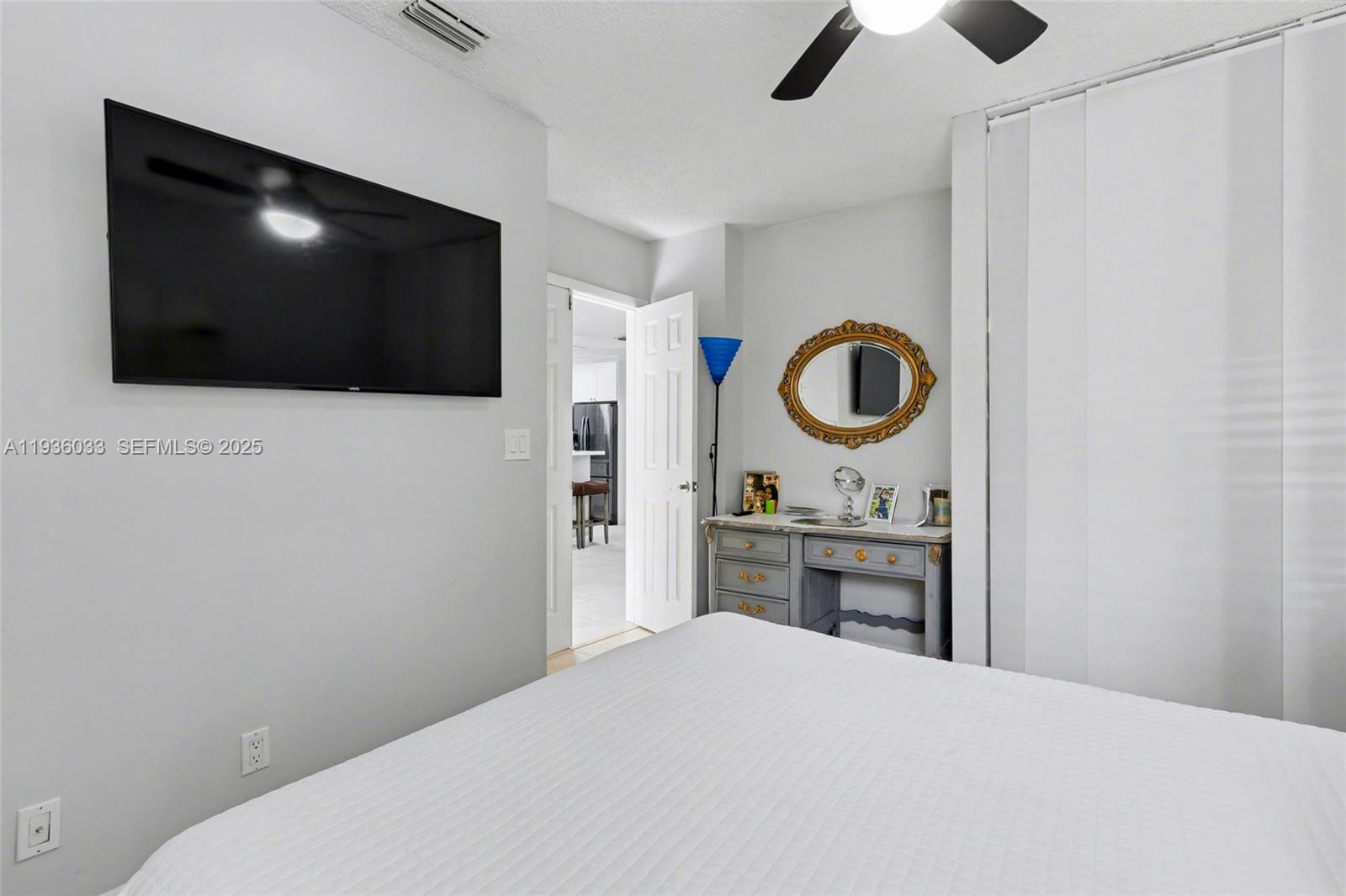 BAYWOOD VILLAGE III-B - Residential