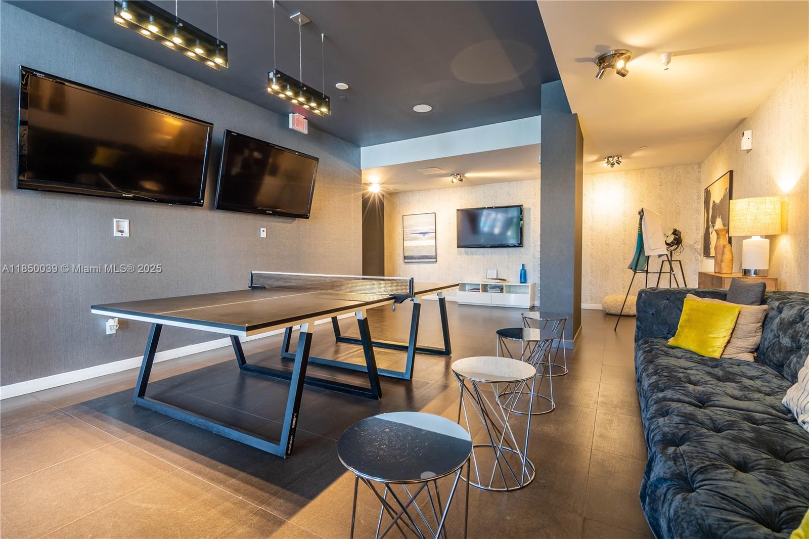 ARTECITY GOVERNOR CONDO - Residential