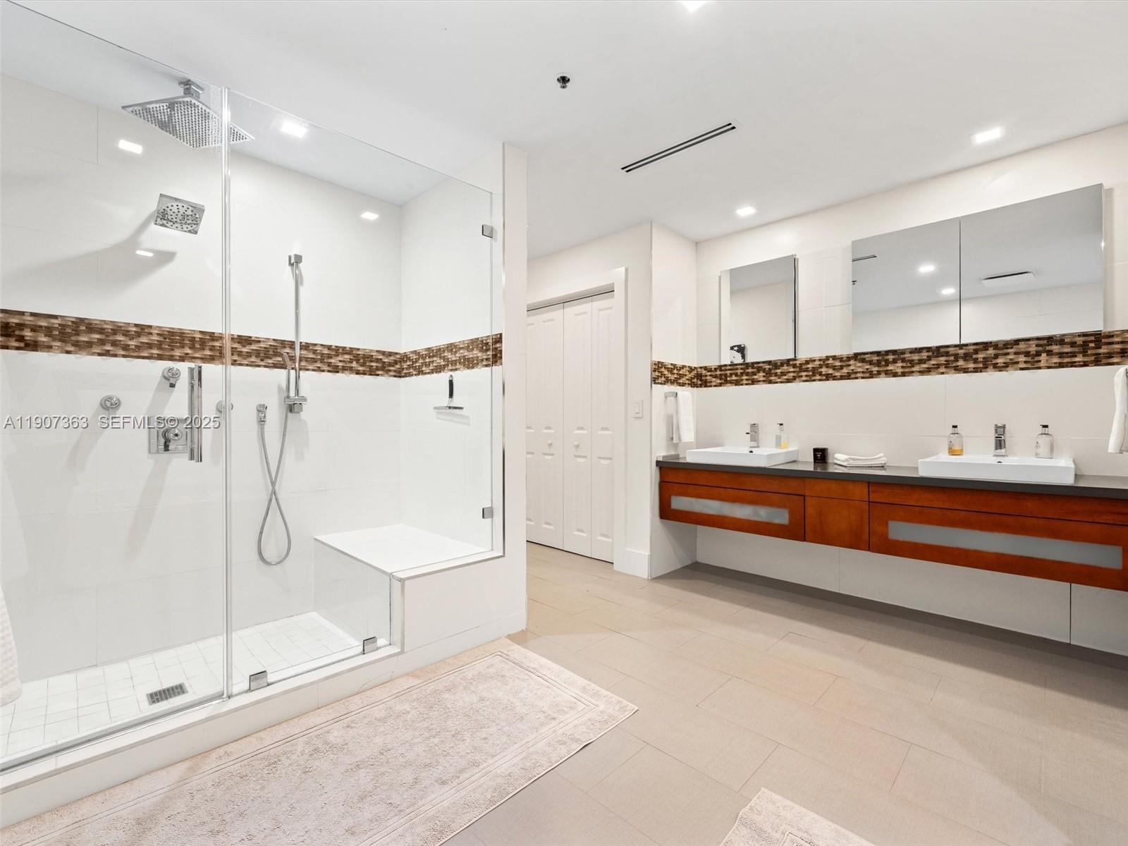 BAYSIDE VILLAGE CONDO - Residential