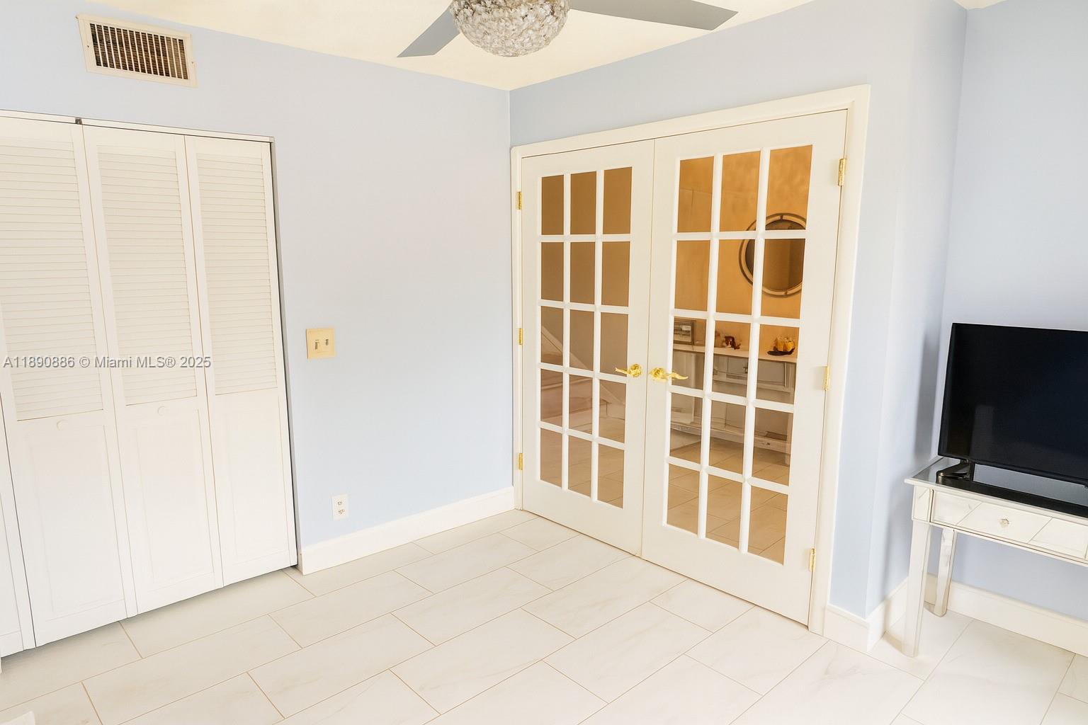 GLEN EDEN AT DAVIE - Residential