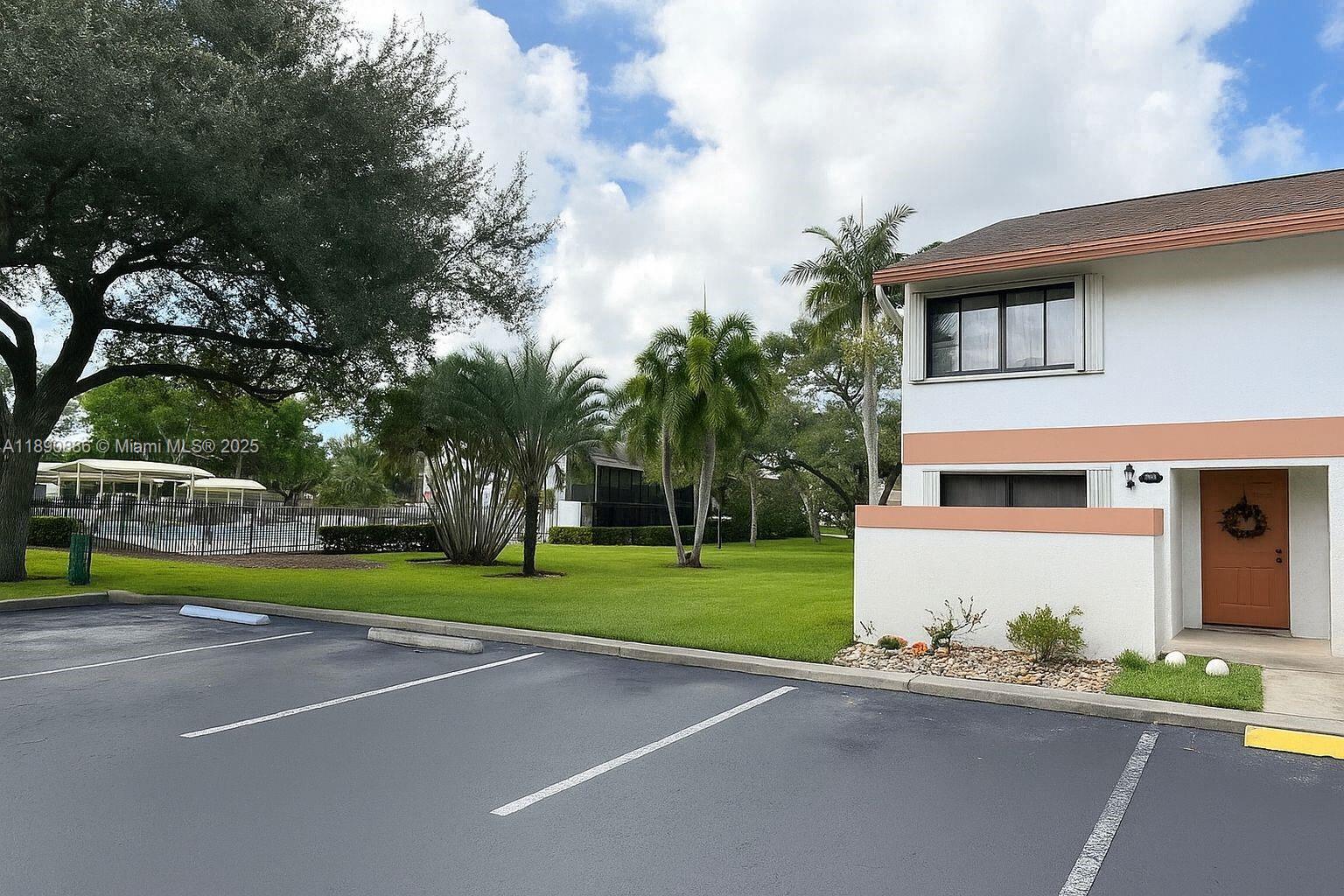 GLEN EDEN AT DAVIE - Residential