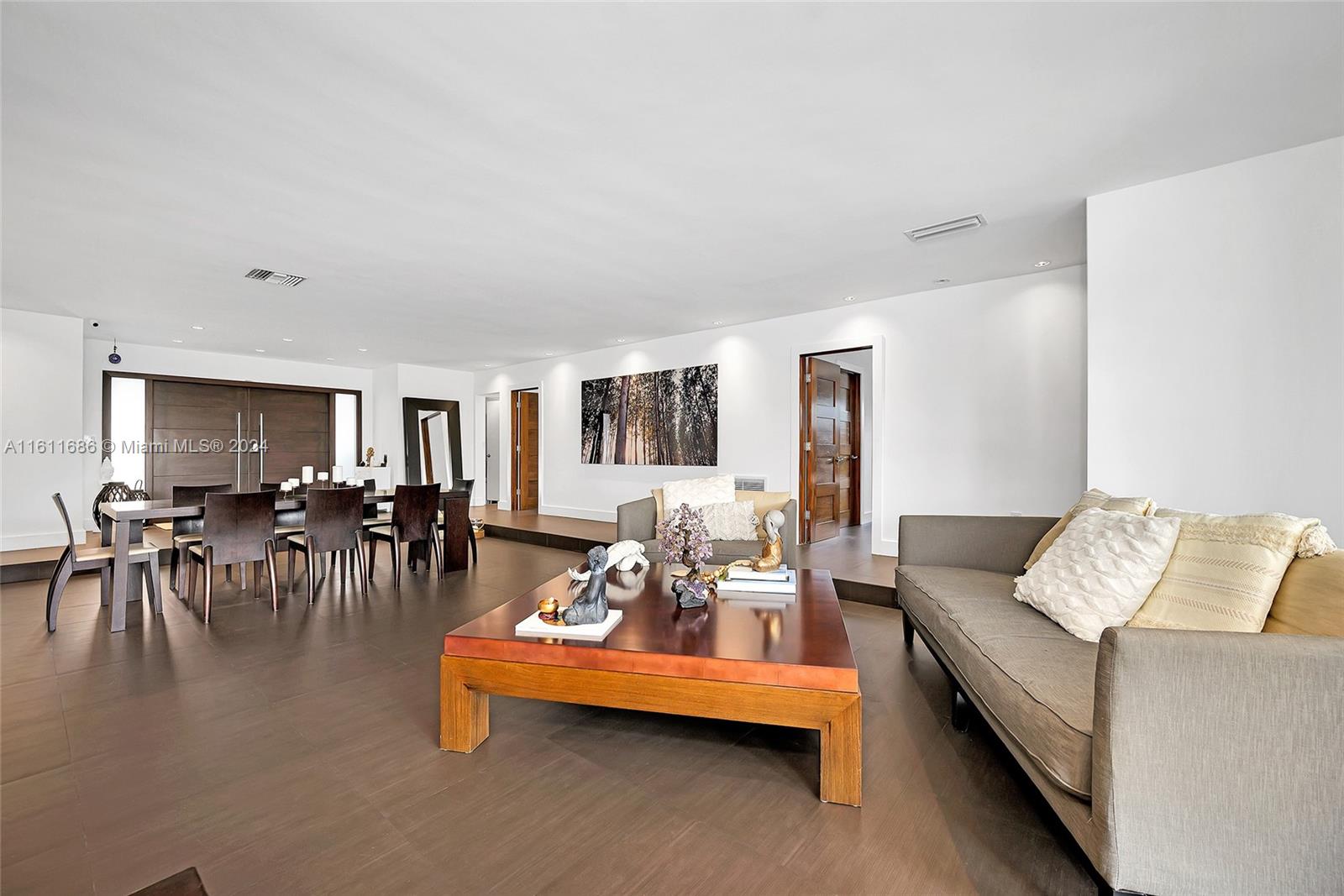 HIGHLAND RANCH ESTATES - Residential