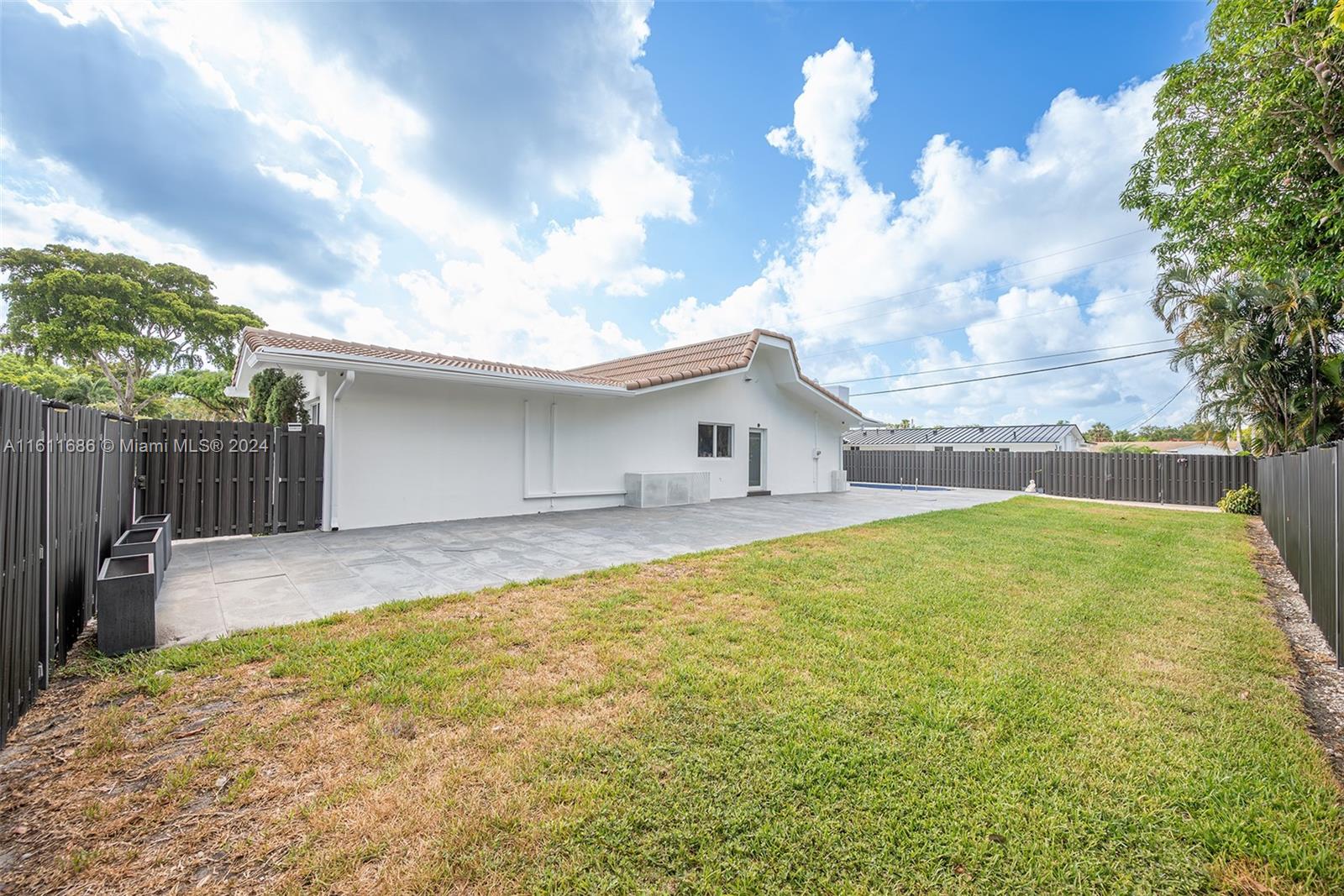 HIGHLAND RANCH ESTATES - Residential