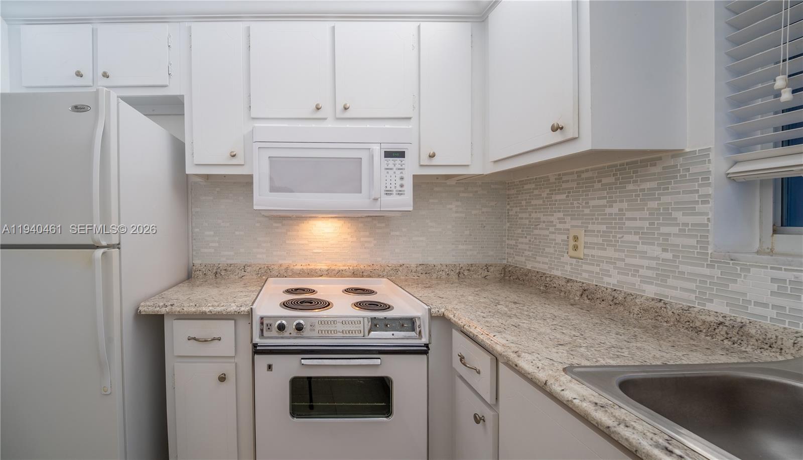 Tequesta Garden - Residential