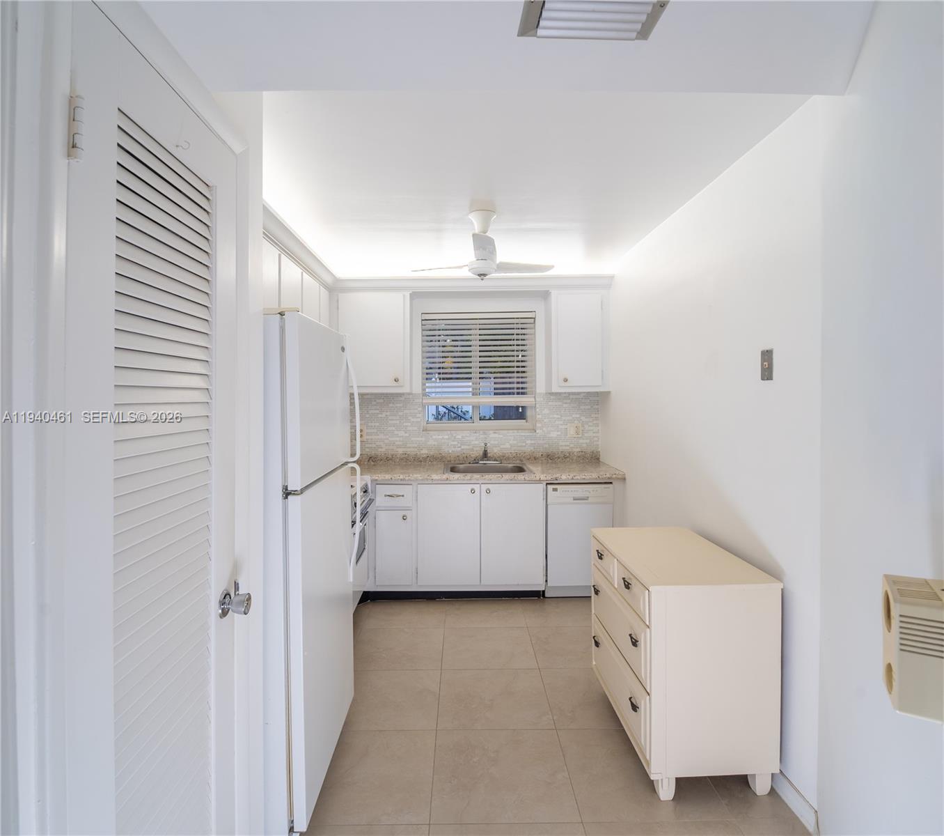 Tequesta Garden - Residential