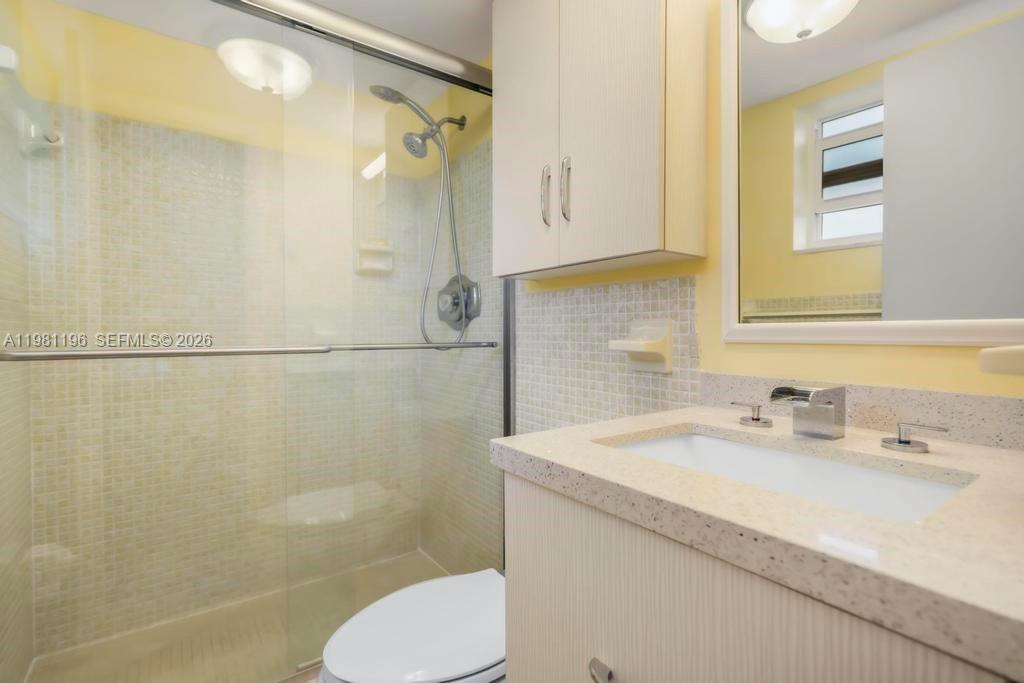 ANDORIC APTS CO-OP - Residential