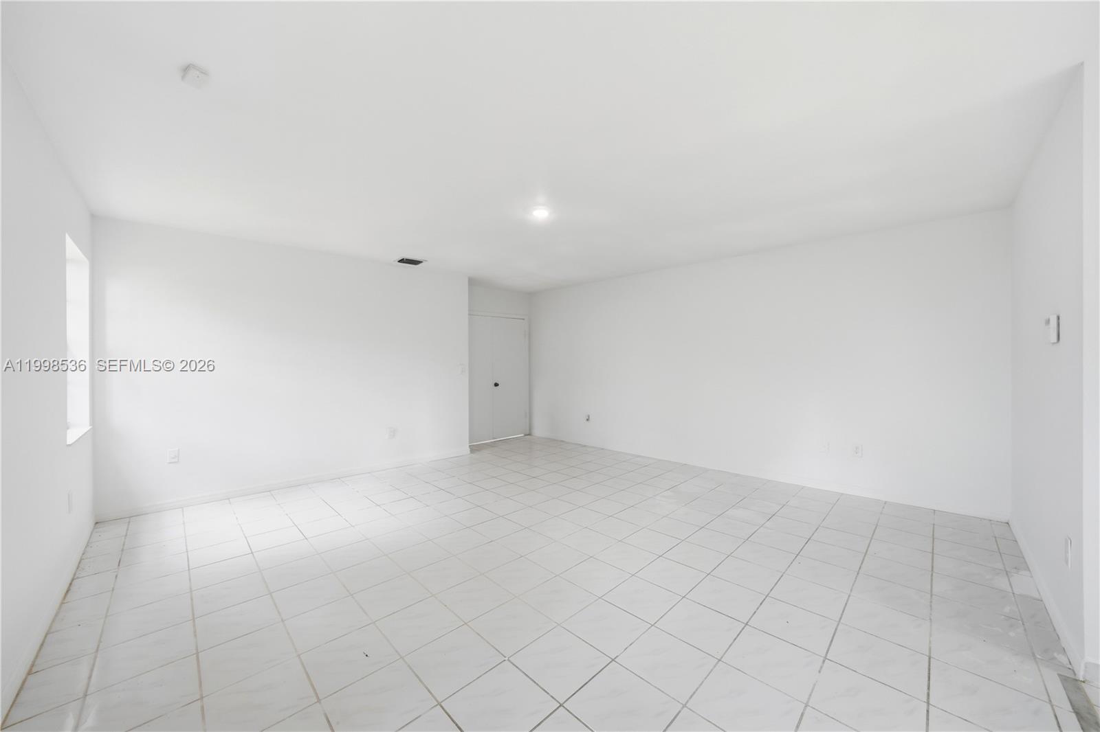 THE MANSIONS - Residential