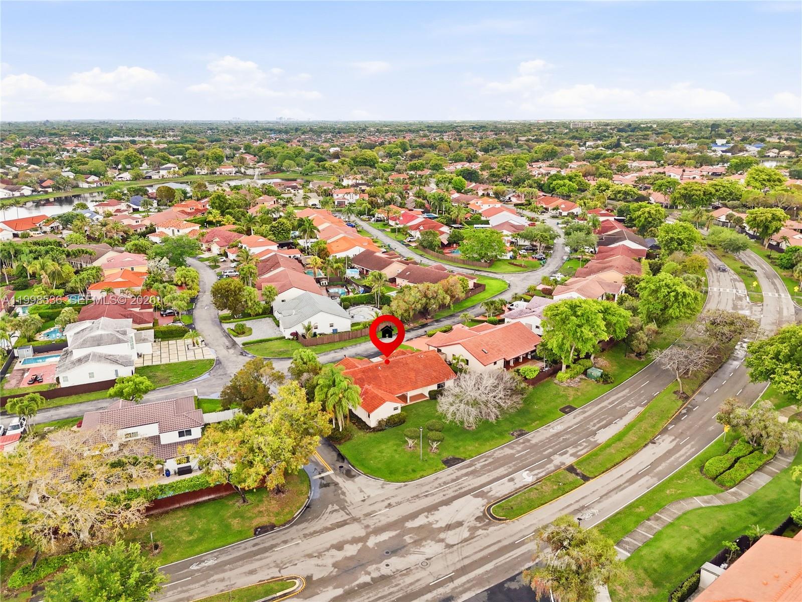 THE MANSIONS - Residential