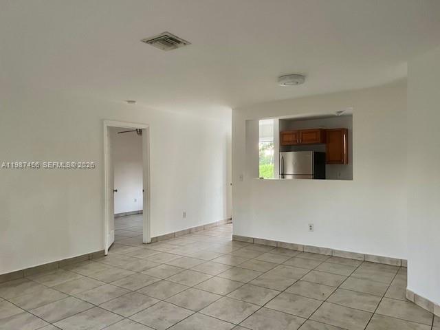 HOLLYWOOD LITTLE RANCHES - Residential Lease