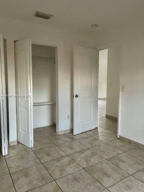 HOLLYWOOD LITTLE RANCHES - Residential Lease