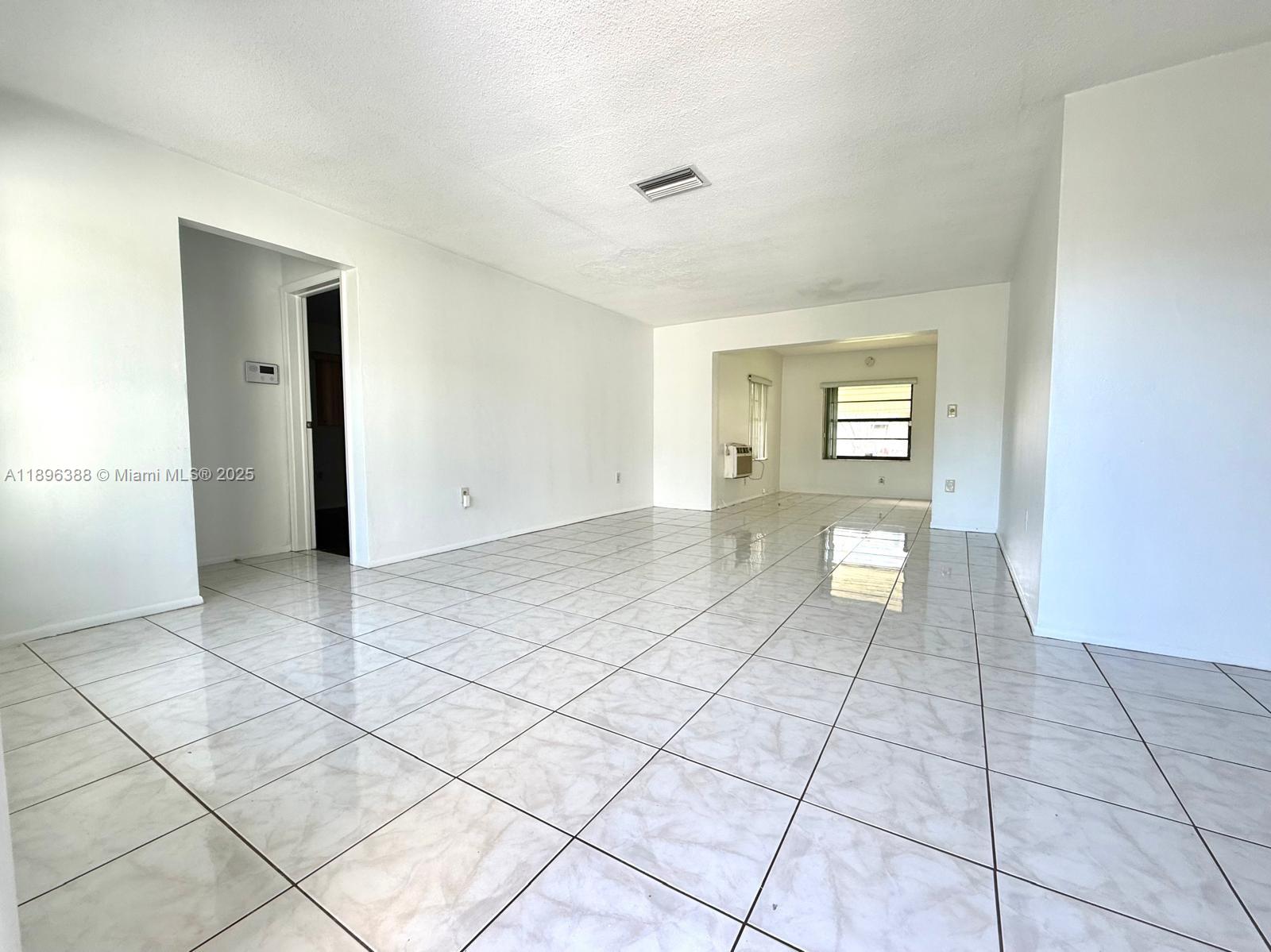 SUNRISE GOLF VILLAGE FIRS - Residential