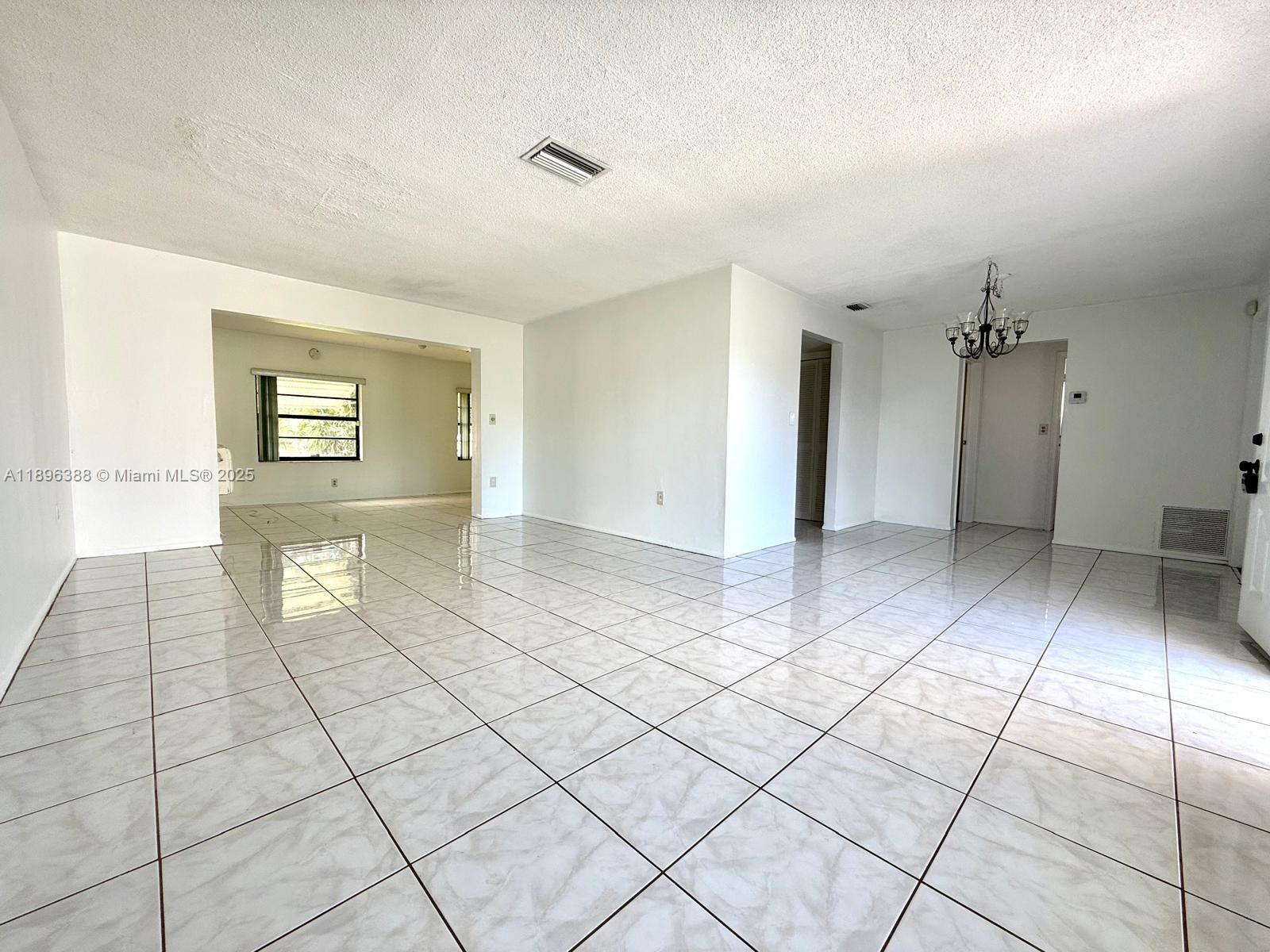 SUNRISE GOLF VILLAGE FIRS - Residential