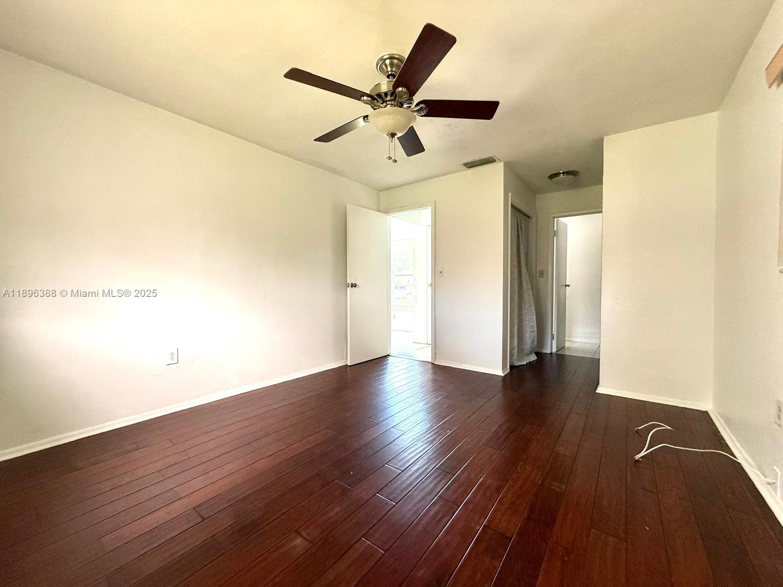 SUNRISE GOLF VILLAGE FIRS - Residential