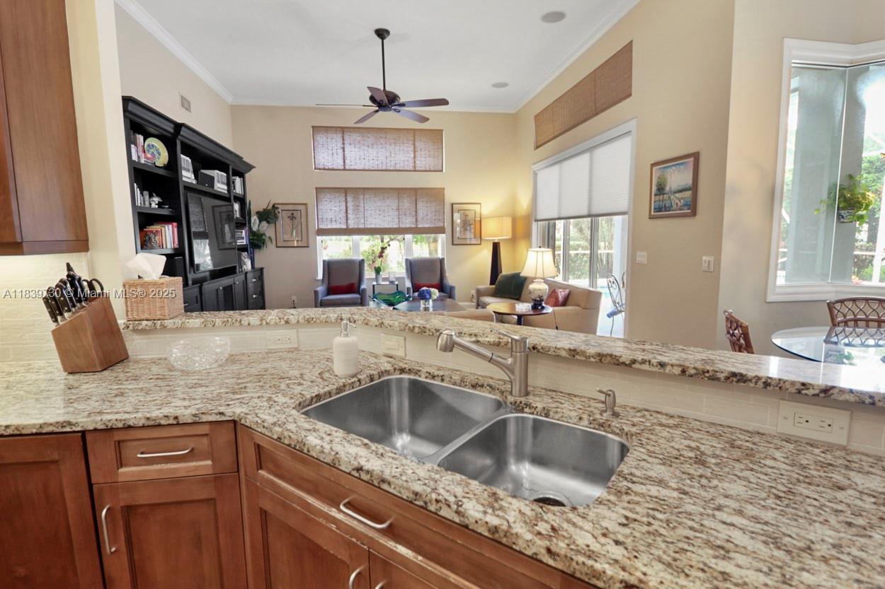 18650 SE River Ridge Rd, Jupiter, FL, 33469/$1,200,000 4 18650 SE River Ridge Rd