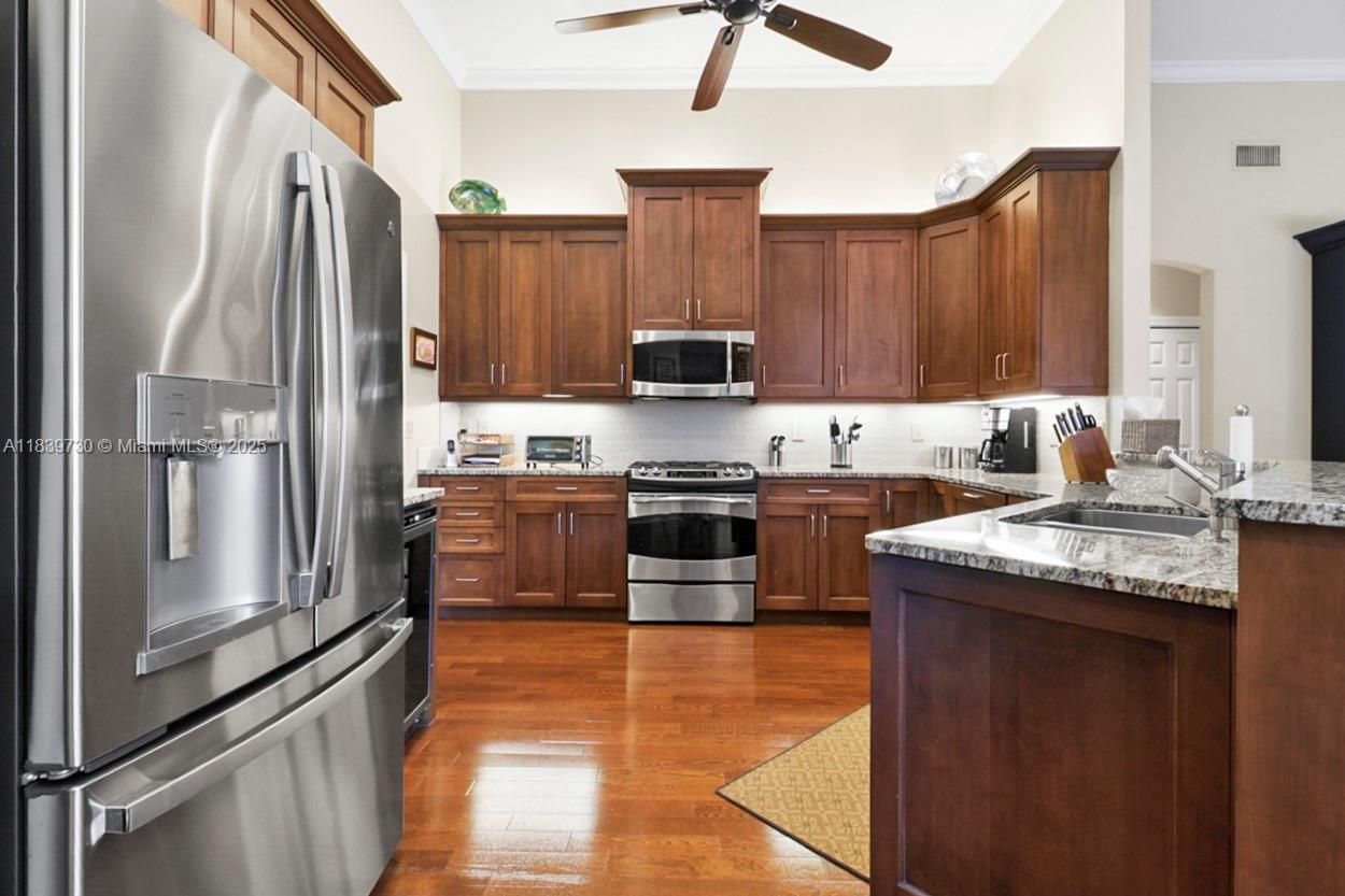 18650 SE River Ridge Rd, Jupiter, FL, 33469/$1,200,000 2 18650 SE River Ridge Rd