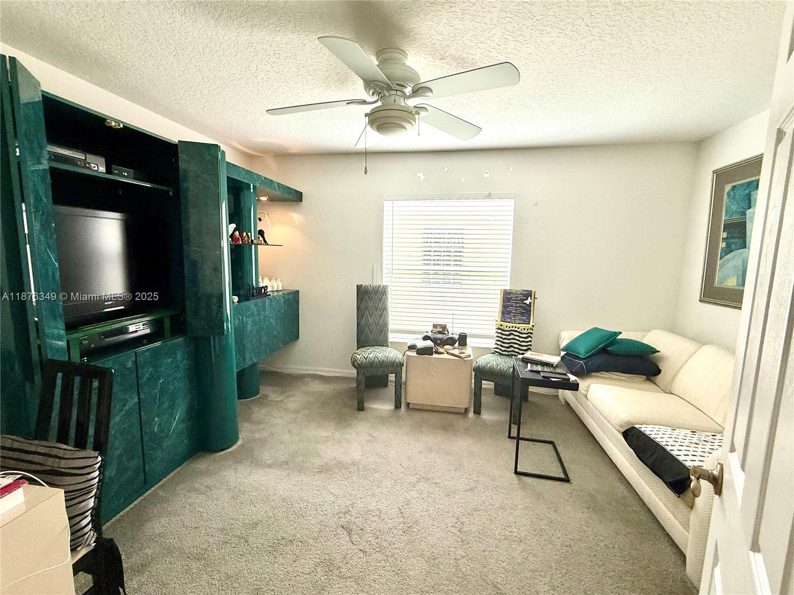 12172 La Vita Way