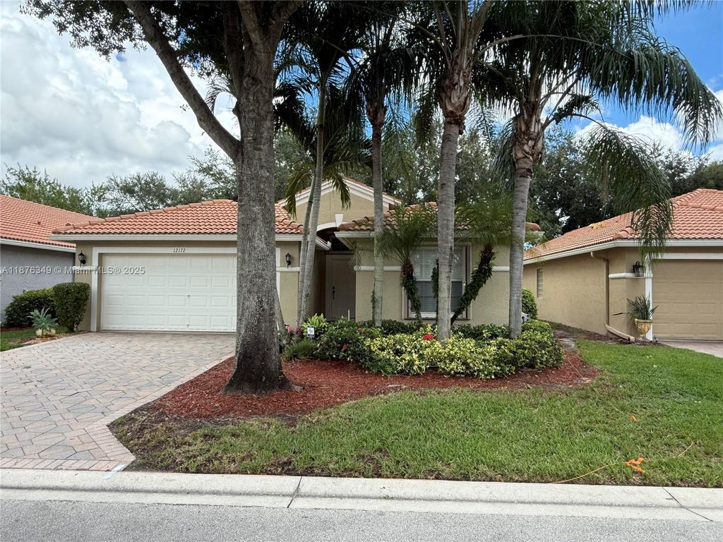 Photo of 12172 La Vita Way, Boynton Beach, FL 33437 (MLS # A11876349)