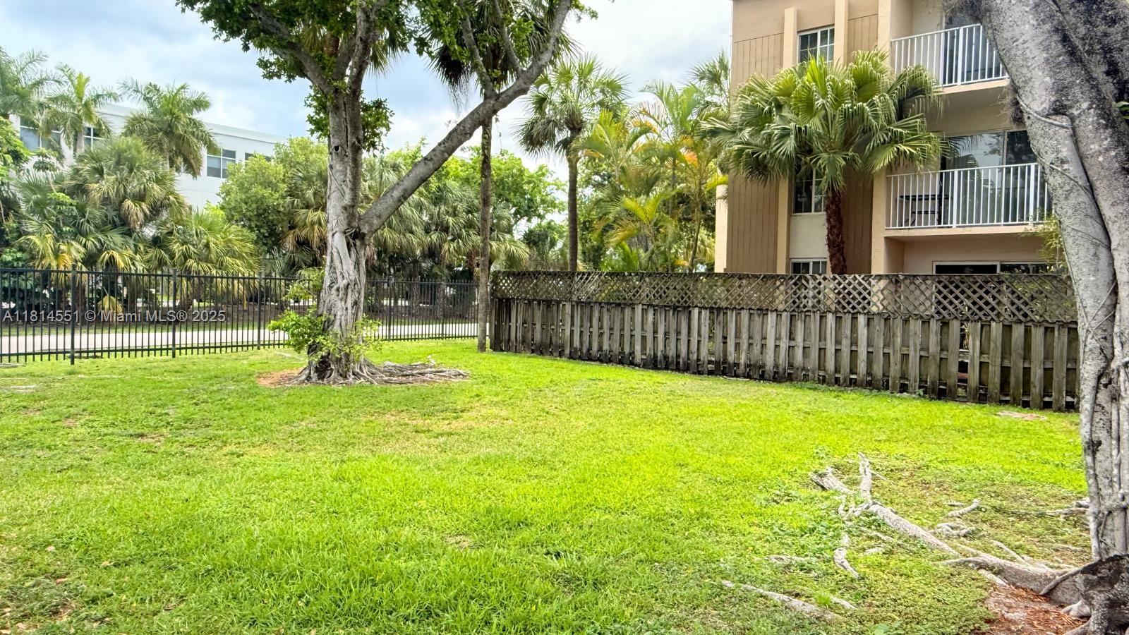 DORAL GARDENS II CONDO - Residential