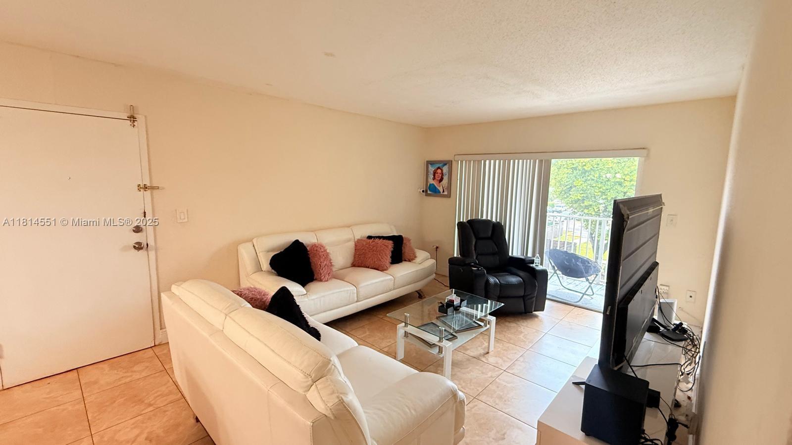 DORAL GARDENS II CONDO - Residential