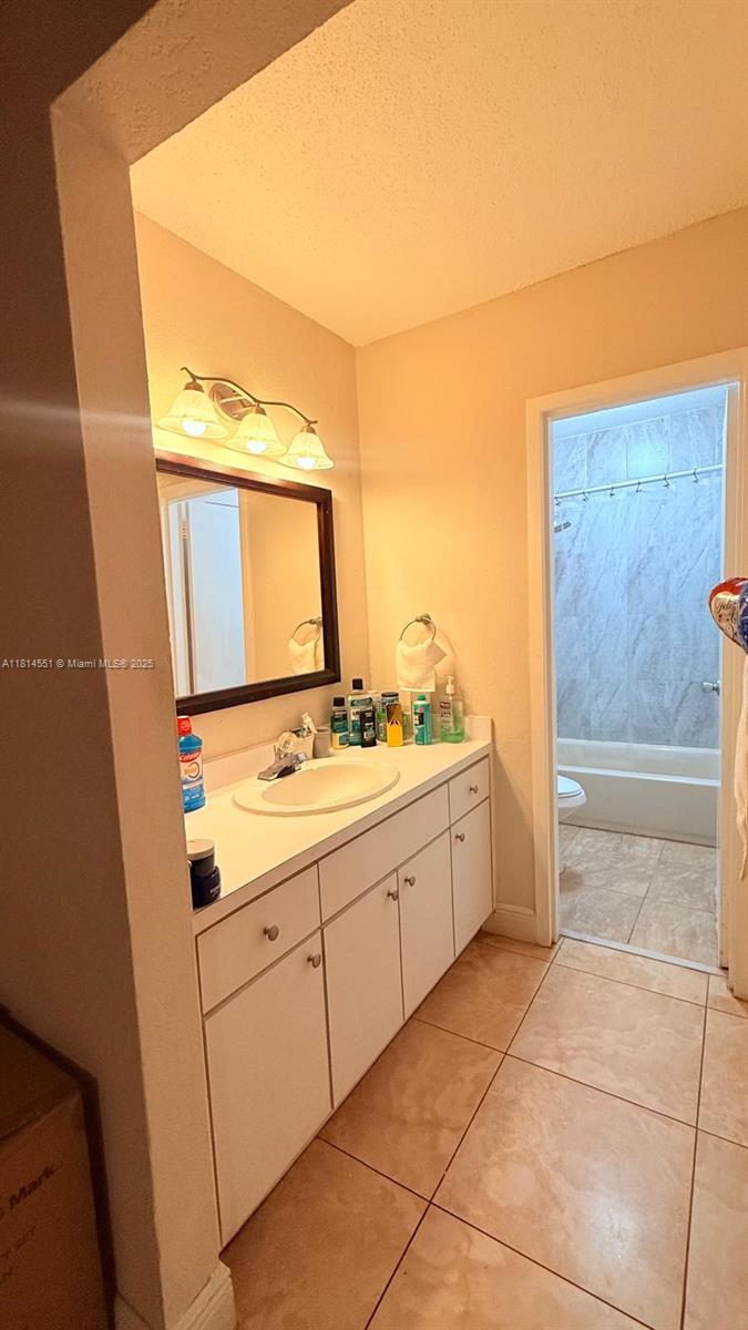DORAL GARDENS II CONDO - Residential