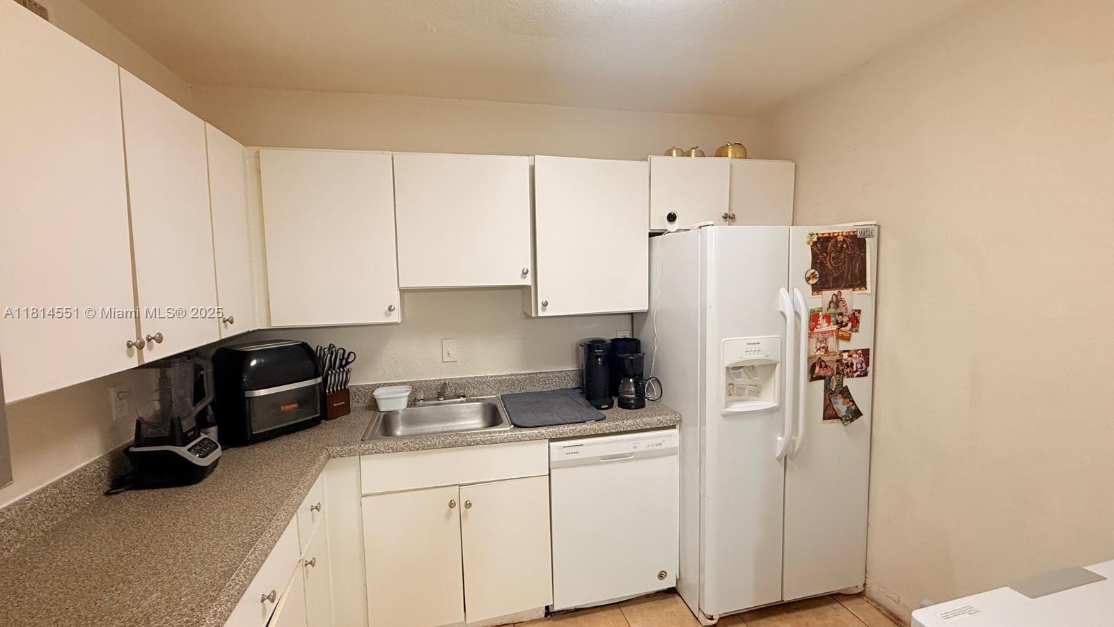 DORAL GARDENS II CONDO - Residential