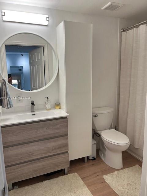 DOUGLAS GRAND CONDO - Residential