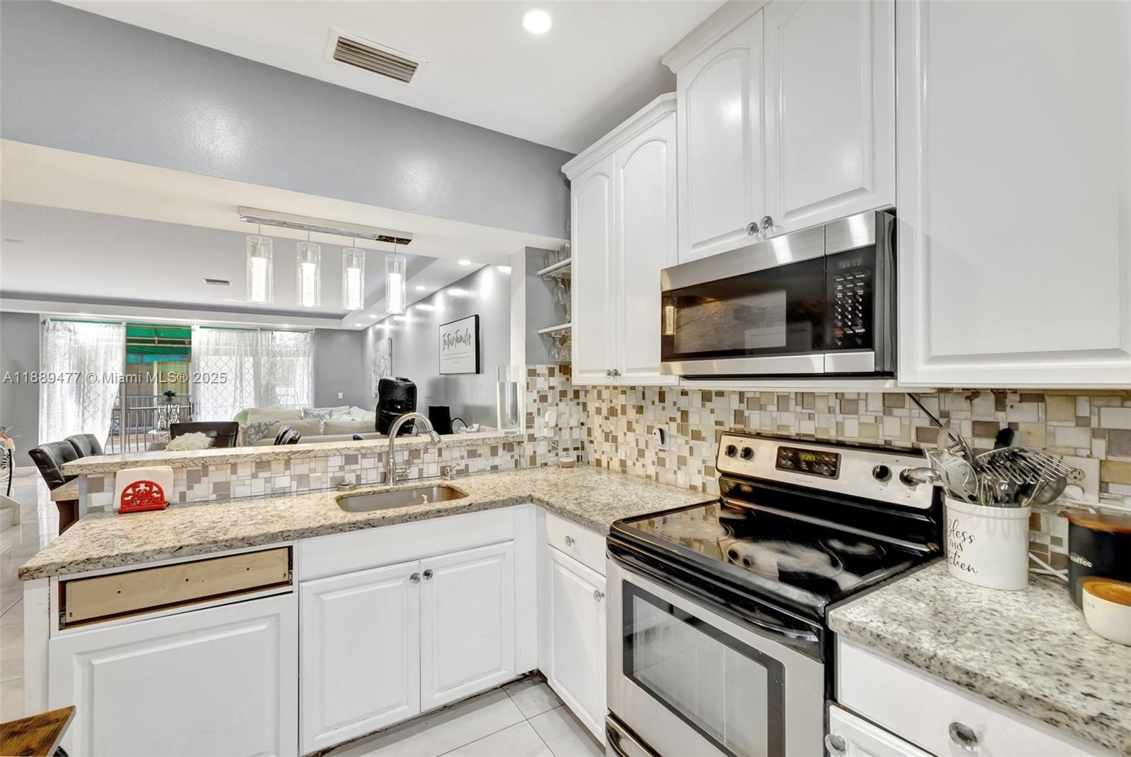 SAVANNAH PLAT 3 - Residential