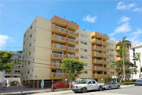 600 NE 25th St PHD Miami FL 33137