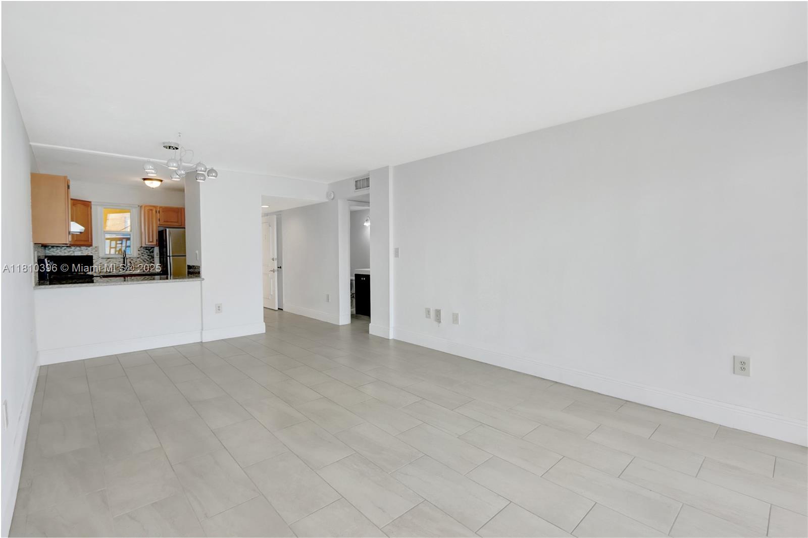 RIVIERA TOWERS CONDO - Residential