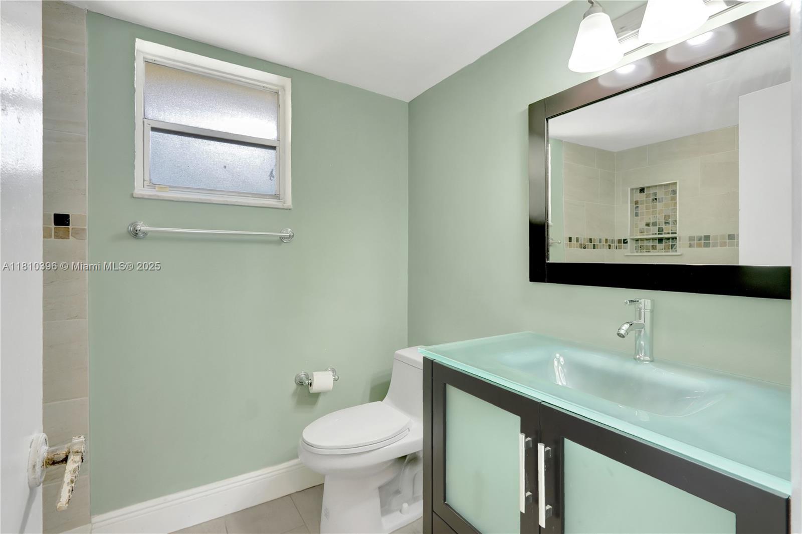 RIVIERA TOWERS CONDO - Residential