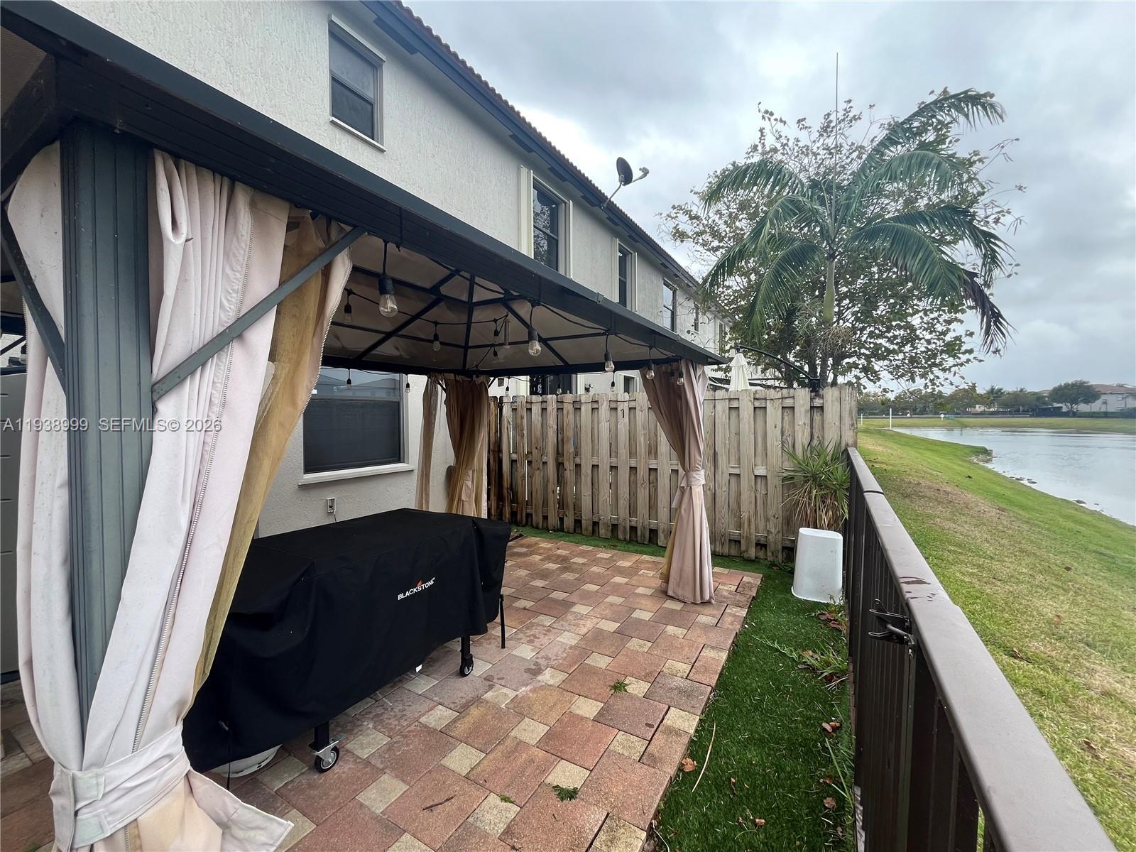 SILVER PALM EAST SEC THRE - Residential