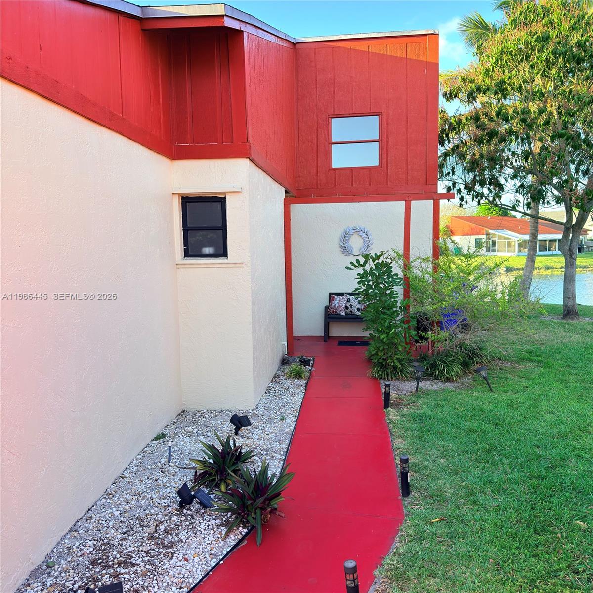 FOUR PALM LAKES AT PEMBRO - Residential