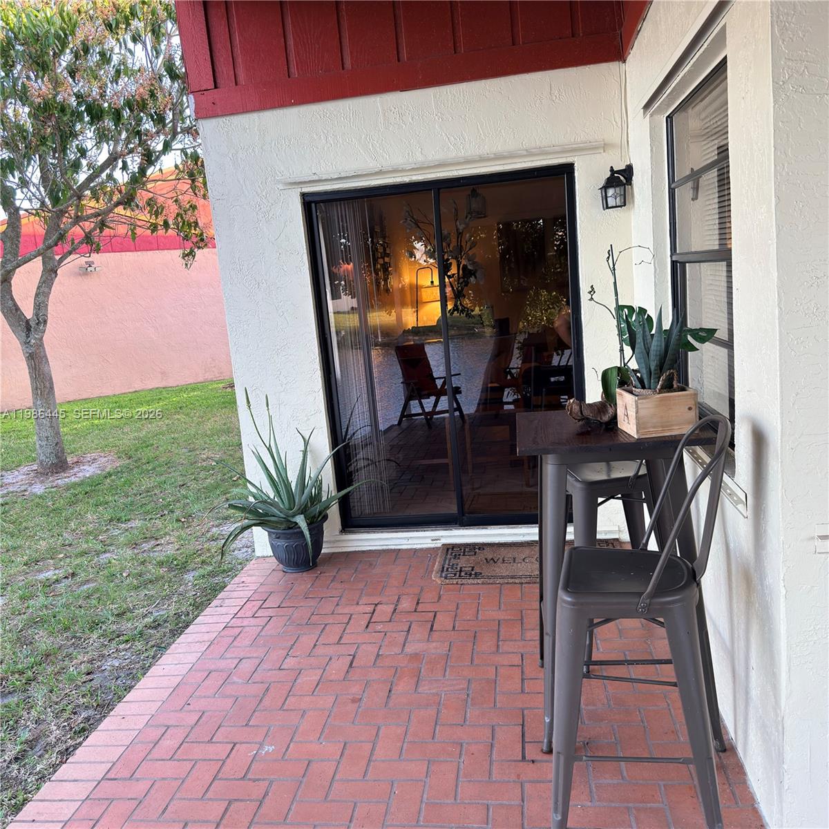 FOUR PALM LAKES AT PEMBRO - Residential