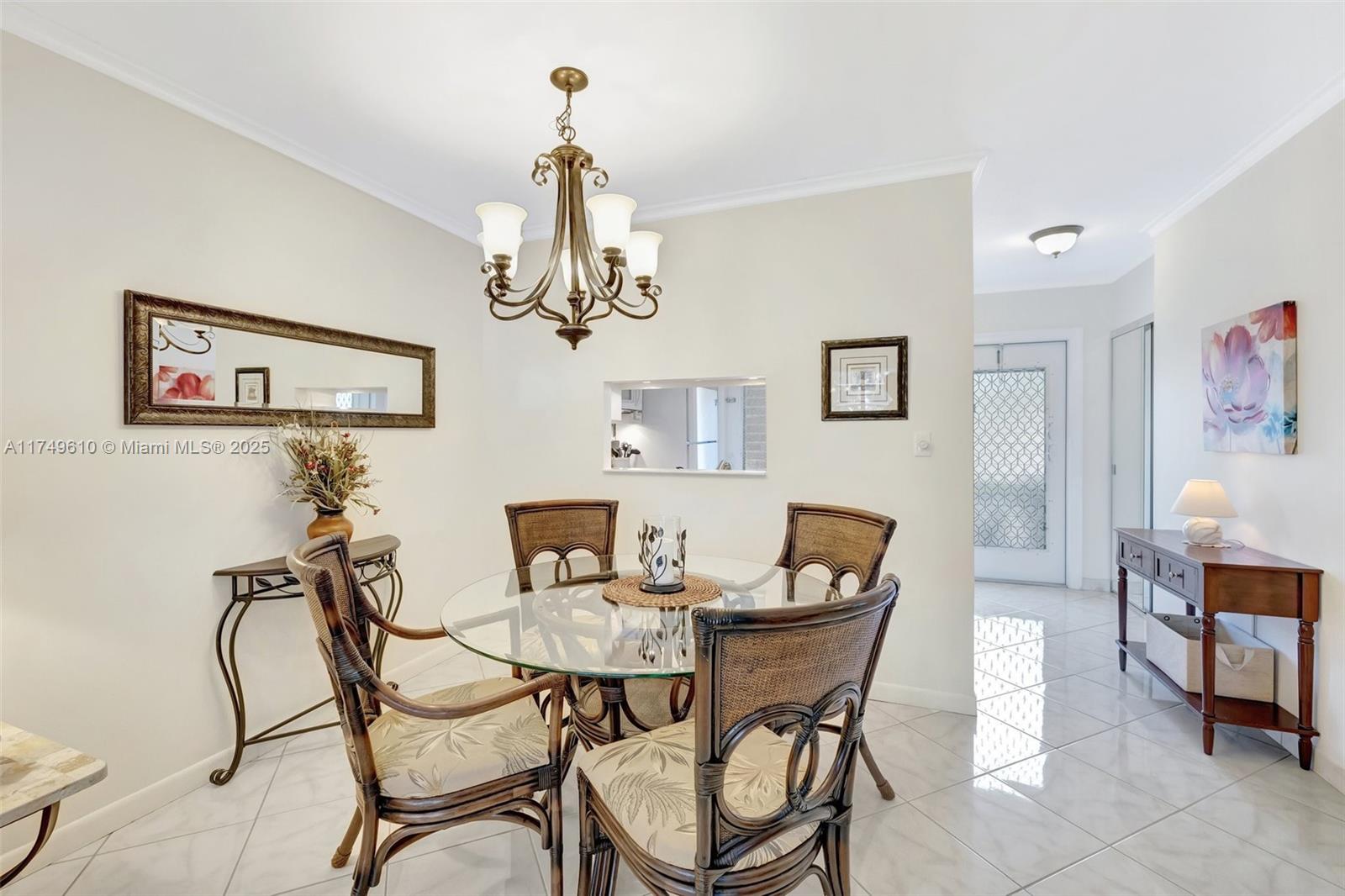 USNEE GARDENS CONDO - Residential