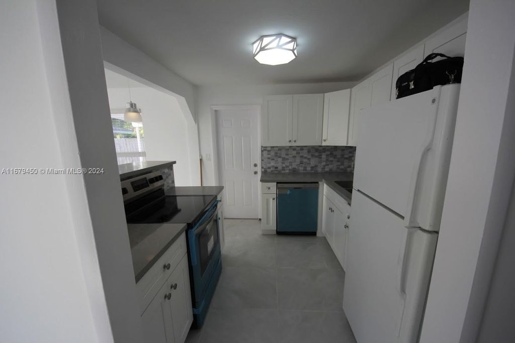 Photo of 2219 Liberty St, Hollywood, FL 33020 (MLS # A11679450)