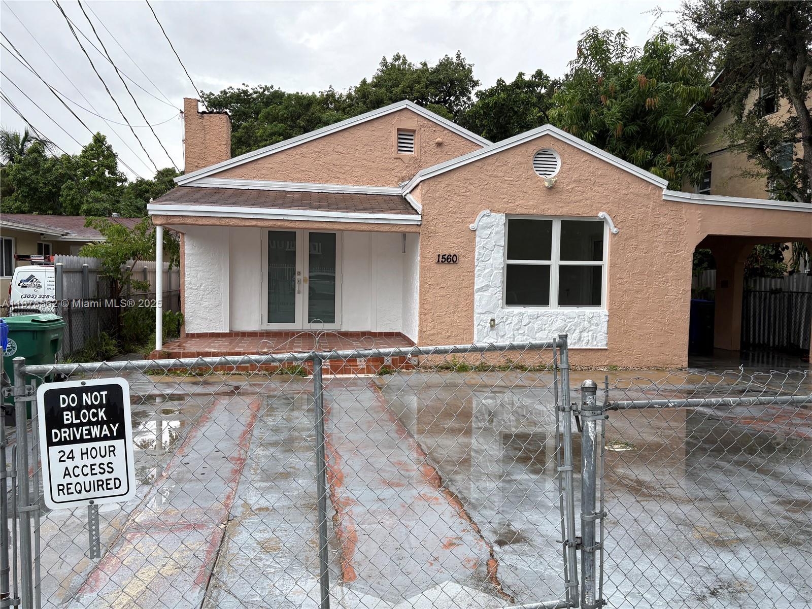 ONLY TO MONTH TO ENTER LEASE!! Take advantage of this remodeled home with impact windows and doors, plenty of parking space, bring your boat, just pay 1st month and security deposit. In the heart of Miami, easy connect with everything.