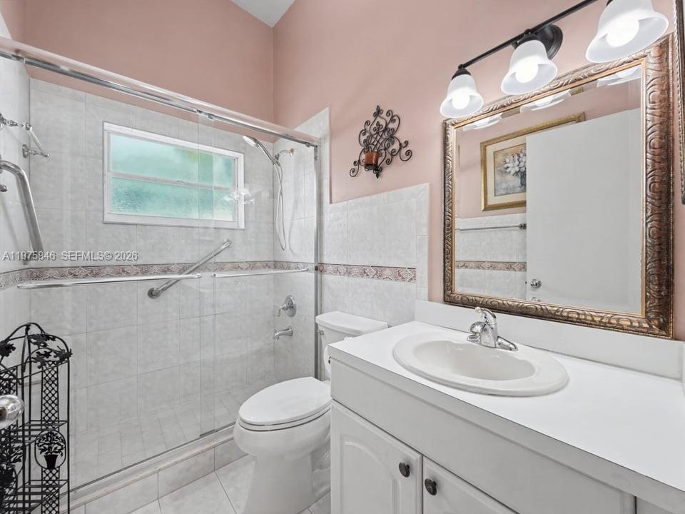 POINT LAKE CONDO XI - Residential