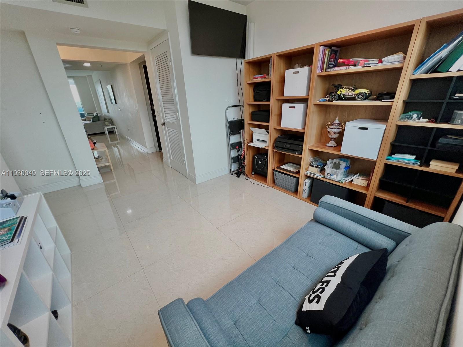 TAO SAWGRASS CONDOMINIUM - Residential