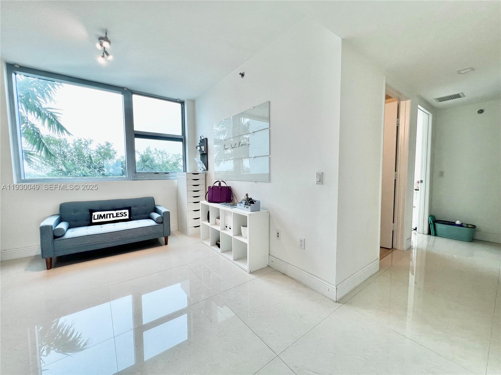 TAO SAWGRASS CONDOMINIUM - Residential