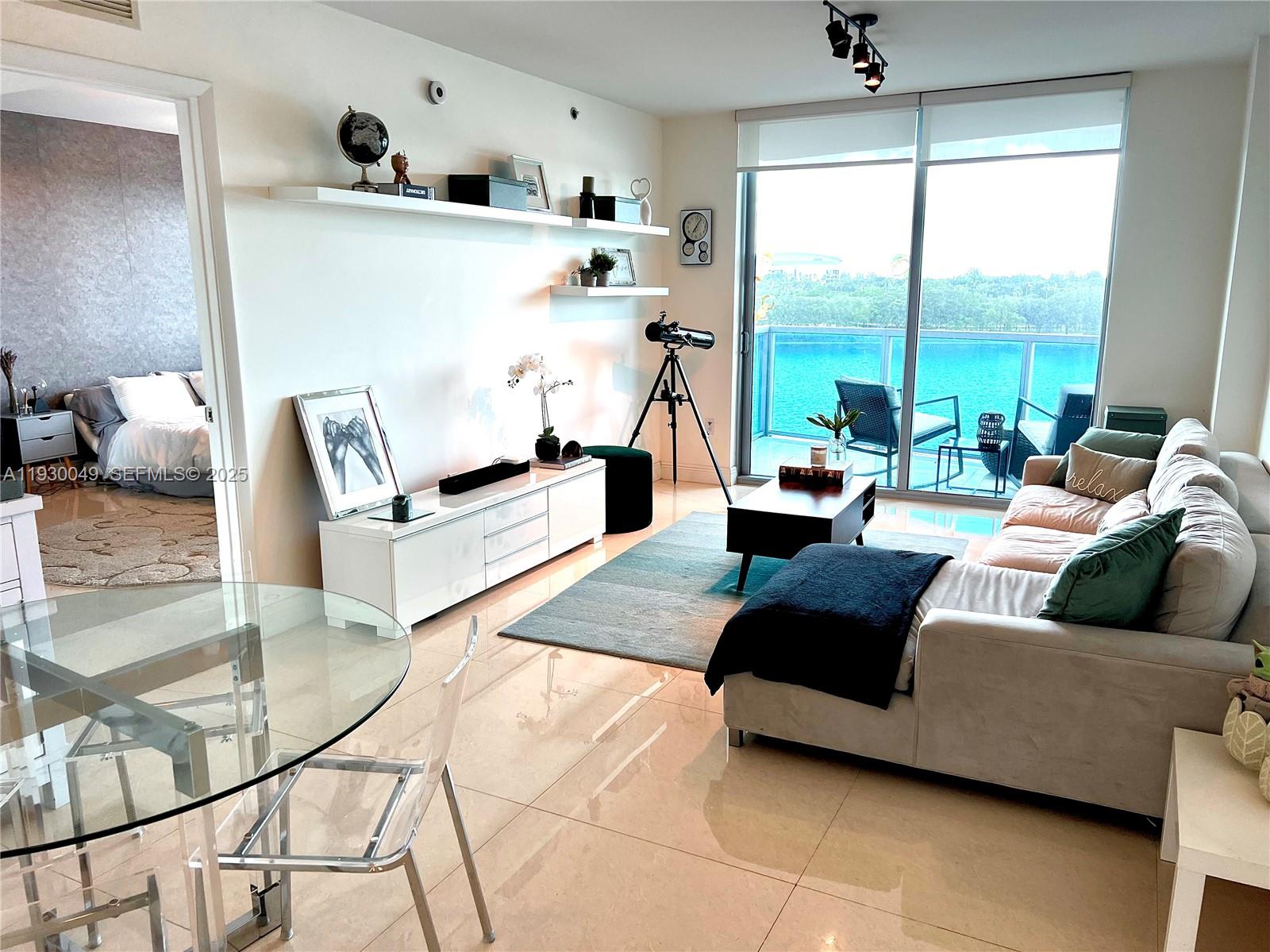 TAO SAWGRASS CONDOMINIUM - Residential