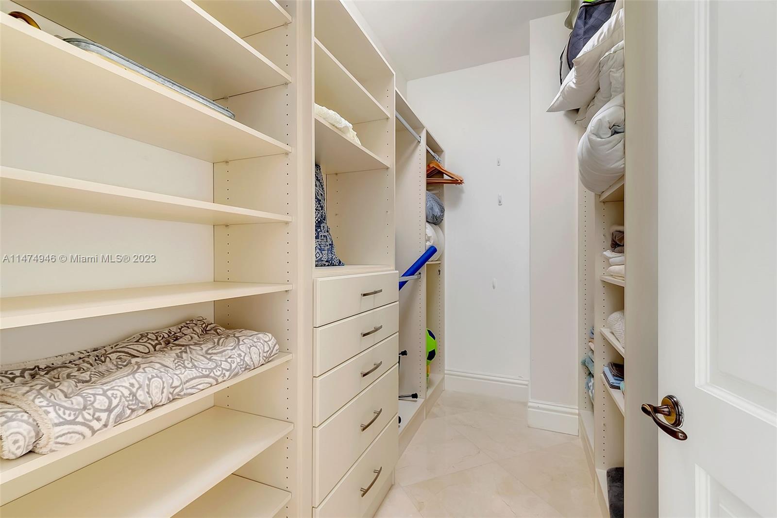 10295 COLLINS AVE RESDNTA - Residential