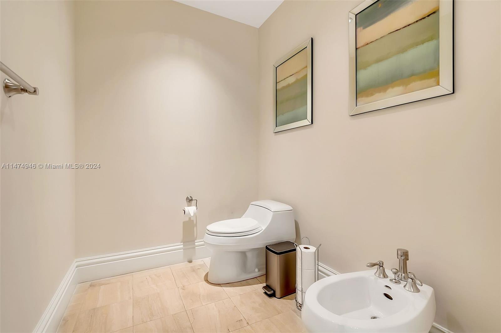 10295 COLLINS AVE RESDNTA - Residential