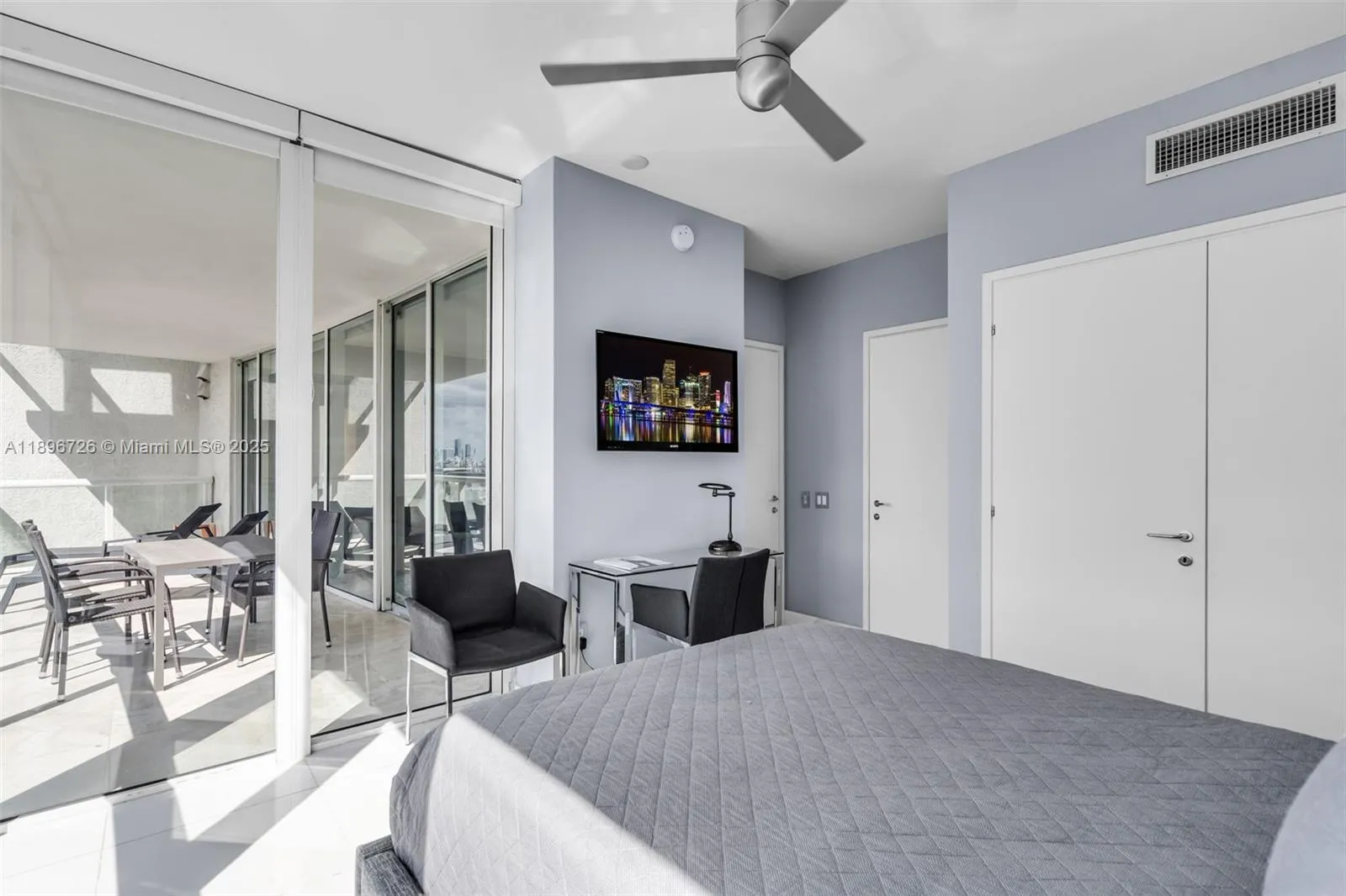 Miami Beach, Florida 33139, United States, 2 Bedrooms Bedrooms, ,3 BathroomsBathrooms,Residential,Active,228827