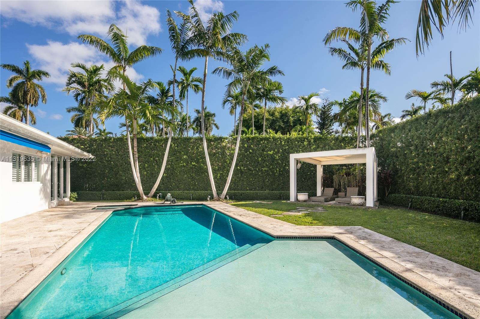 SUB OF LAGORCE ISLAND - Residential