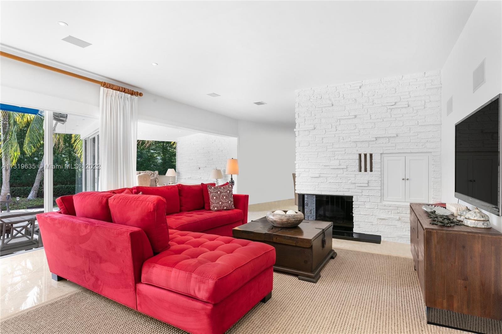 SUB OF LAGORCE ISLAND - Residential